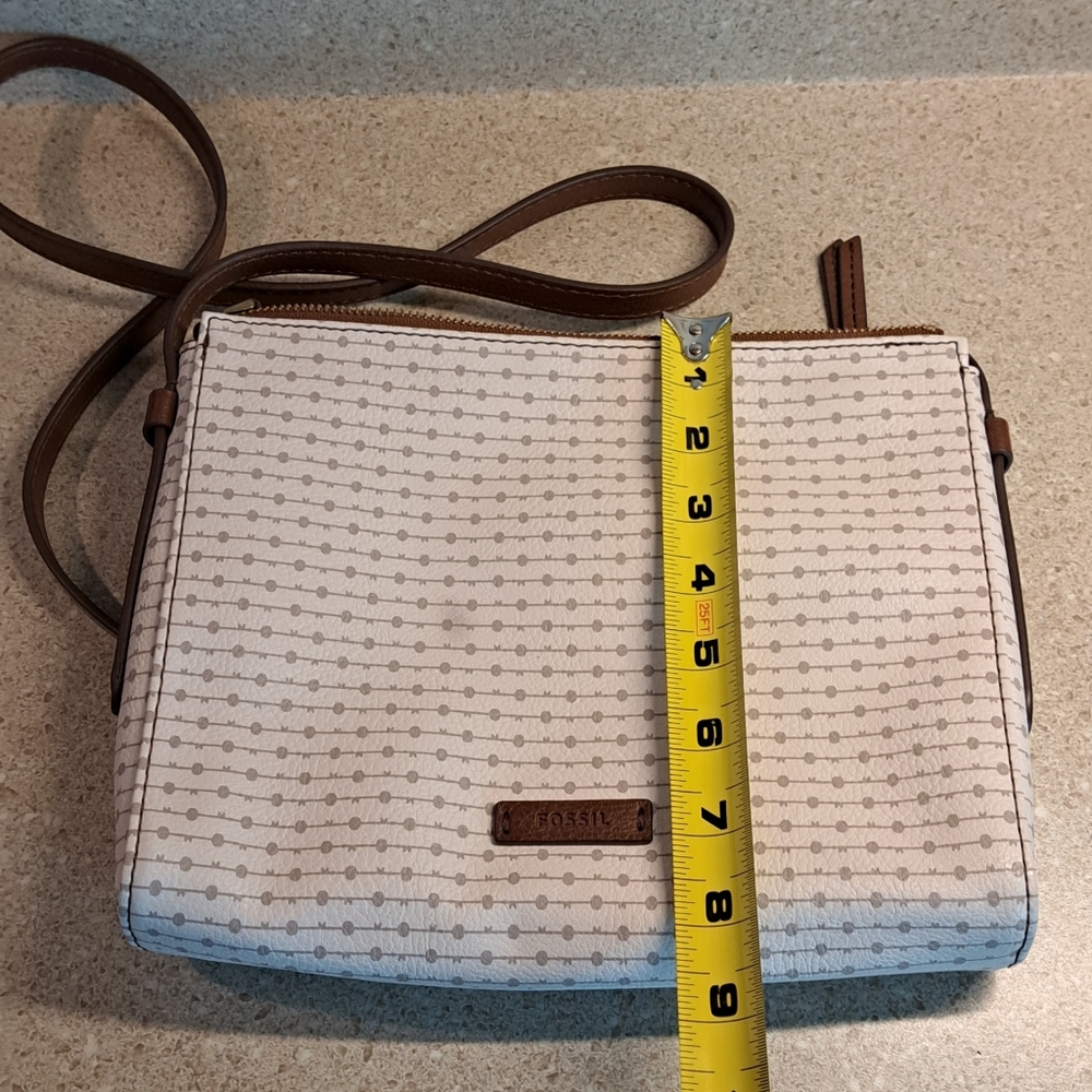 Fossil Crossbody Bag - Picture 6 of 10